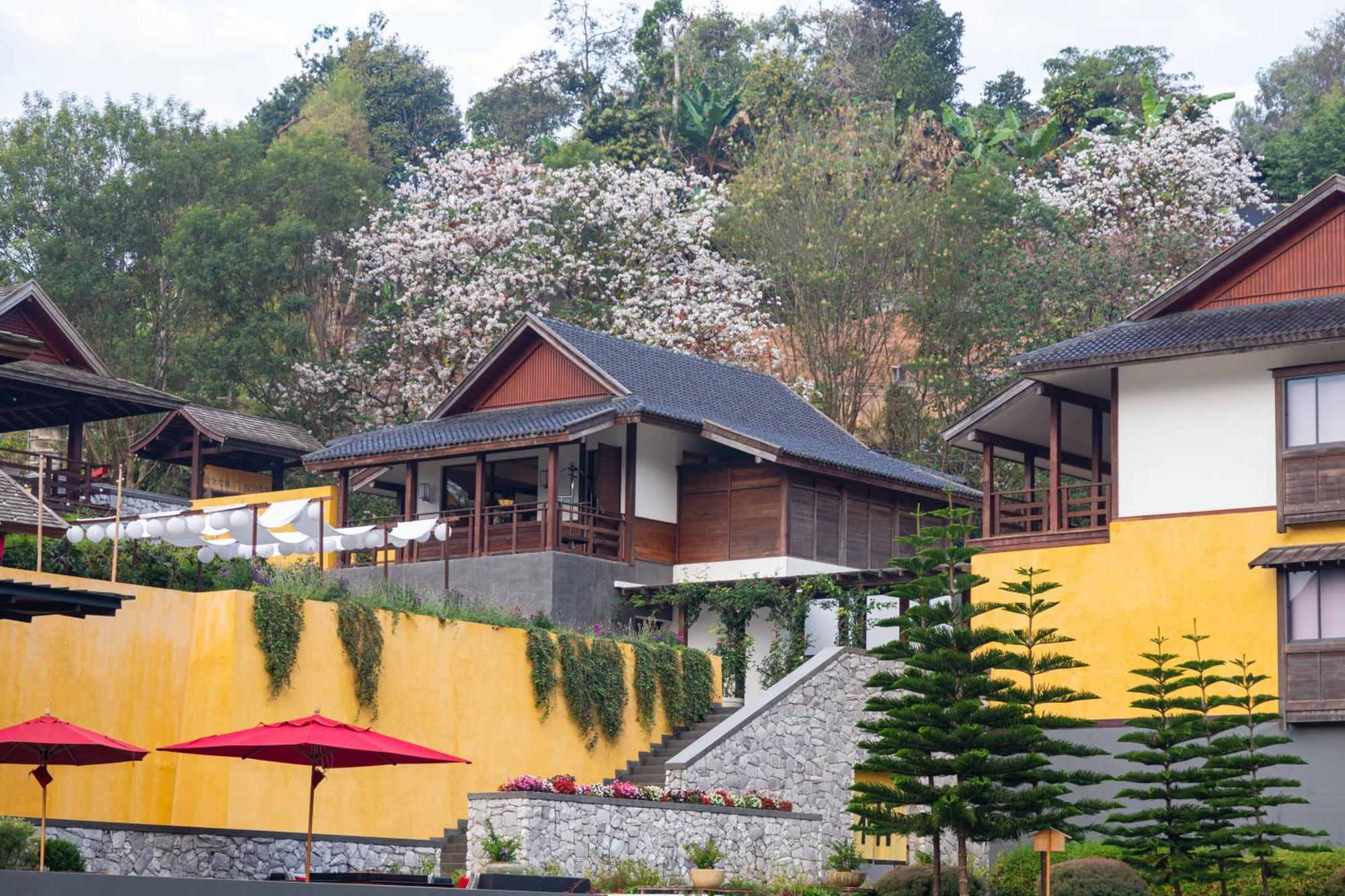 Onsen At Moncham Hotel Mae Rim Exterior foto